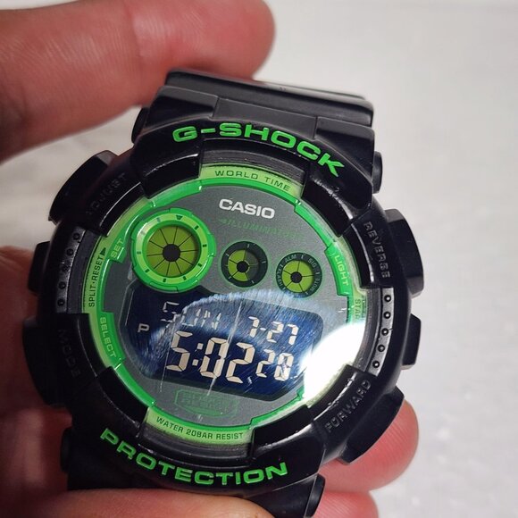 Casio G Shock Lime green and black - Picture 3 of 11